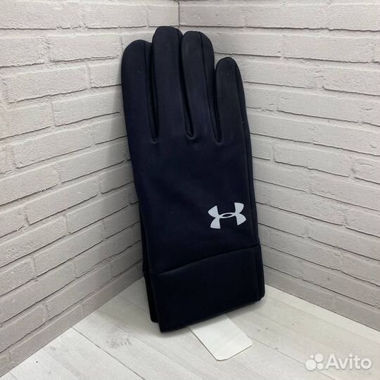 Перчатки Under