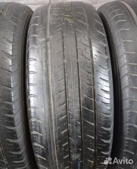 Dunlop Grandtrek ST30 225/60 R18 98W