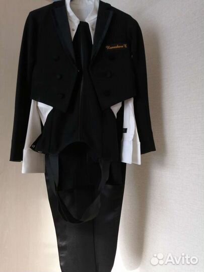 Фрак для бальных танцев