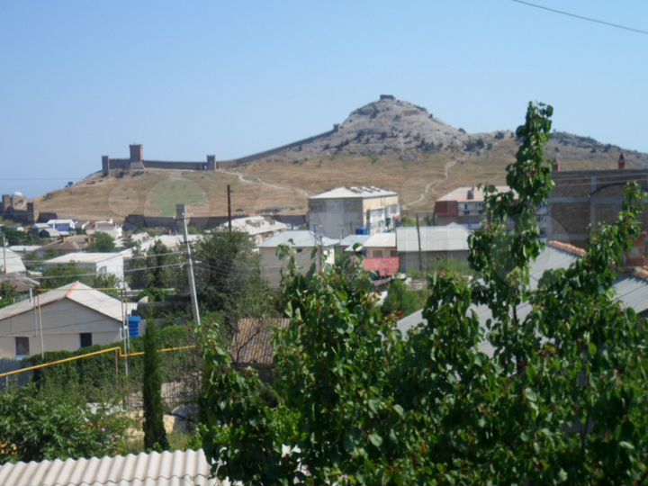 Дом 35 м² на участке 4 сот.