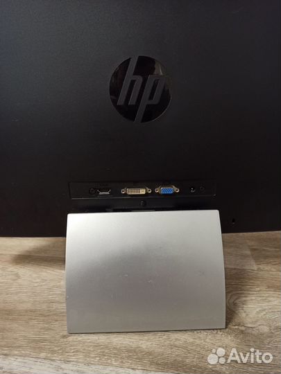 Монитор HP 21.5