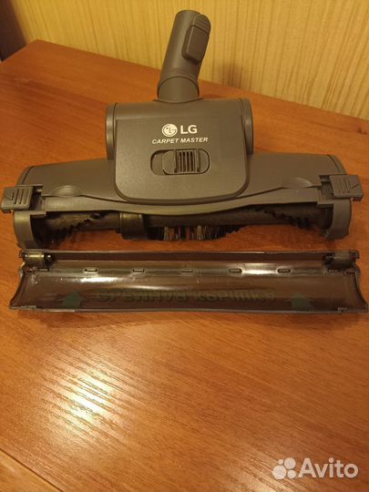 Щетка для пылесоса LG бронь