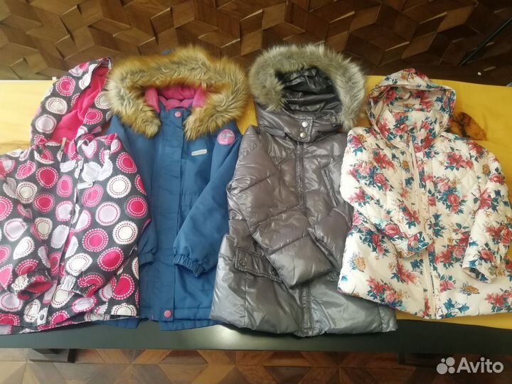 Пакетом куртки ветровки джинсы на девочку 4-6 лет