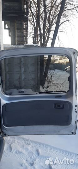 Дверь задняя