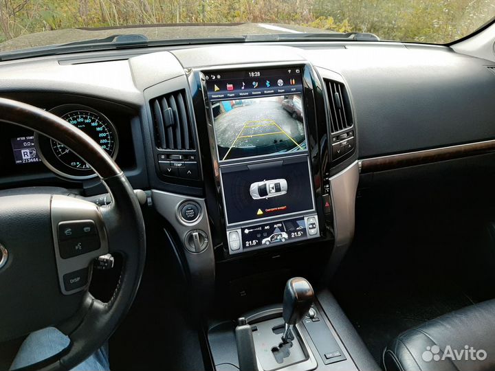 Кредит Tesla для Toyota Land Cruiser 200 2007-2015