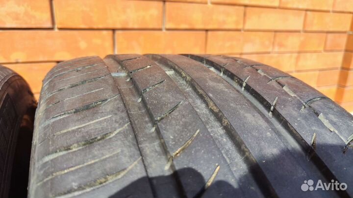 Michelin Pilot Sport 235/35 R19