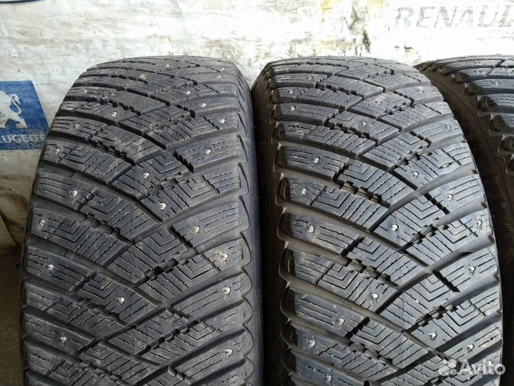 Goodyear Ultragrip Ice Arctic 225/55 R17 101T
