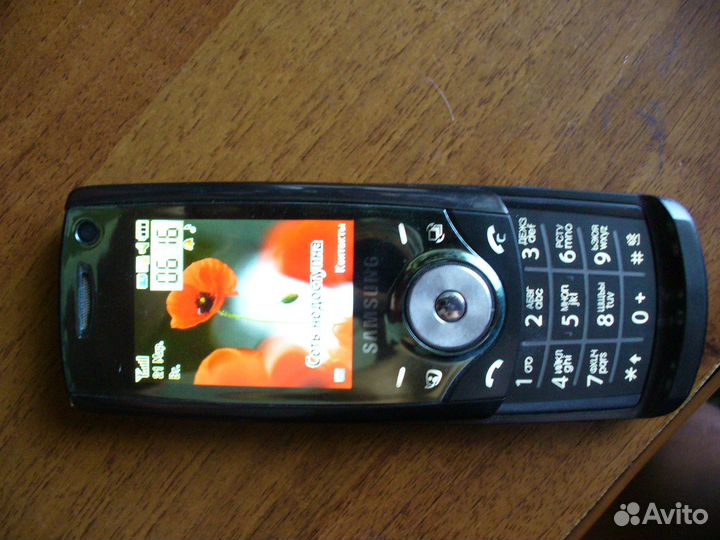 Старинный телефон samsung SGH-U700,SGH-X100