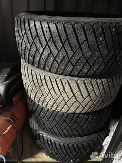 Goodyear UltraGrip Ice SUV 235/55 R18