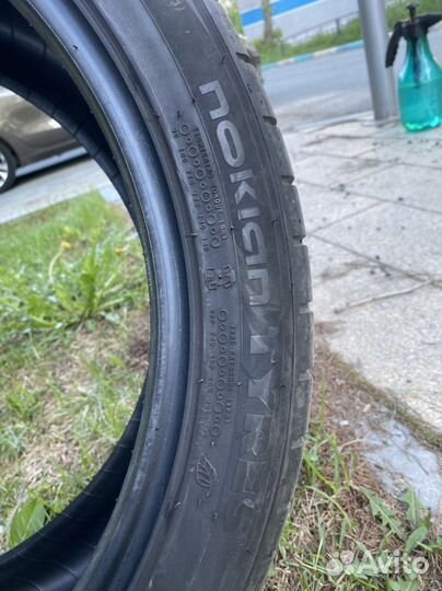 Nokian Tyres Hakka Black 2 245/40 R19 98