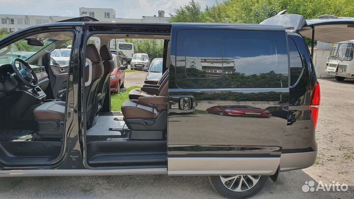 Услуги микроавтобуса Hyundai Grand Starex 8 мест