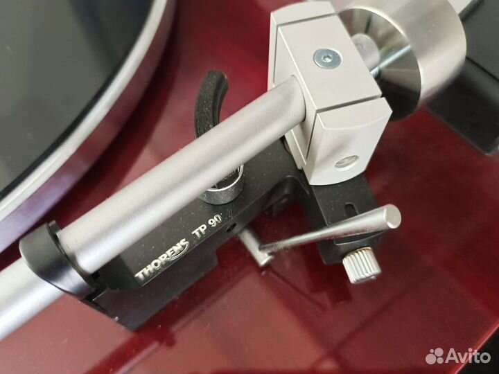 Виниловый проигрыватель thorens TD 206