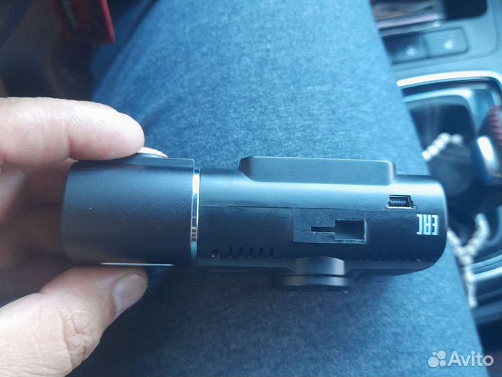 Видеорегистратор с двумя камерами