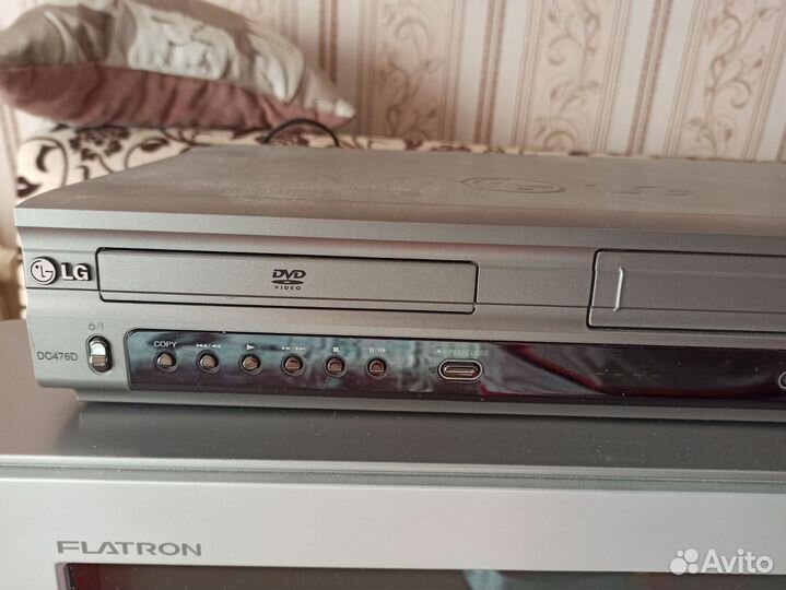 DVD/VHS плеер lg DC476D