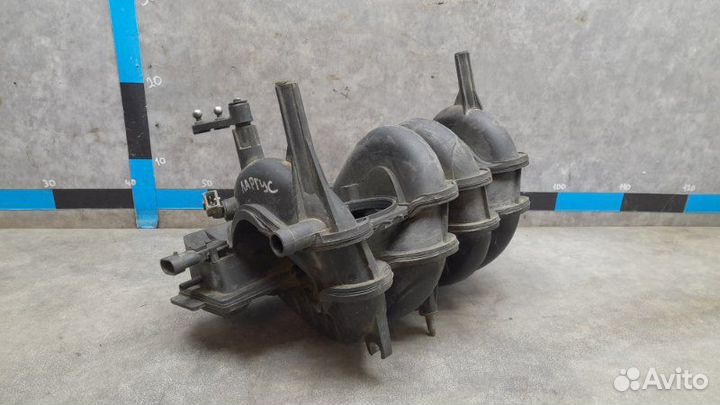 Впускной коллектор Лада Ларгус 1 1.6 K7M (84.3)