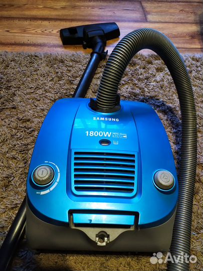Пылесос Samsung SC-4180 (1800W)