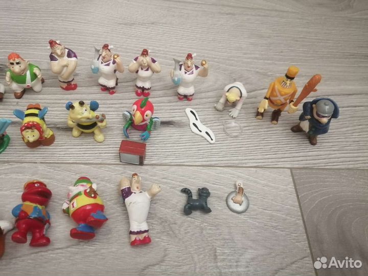 Игрушки из киндера