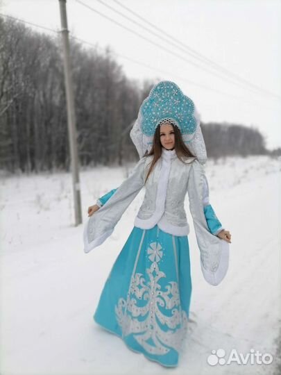 Поздравление Деда Мороза и Снегурочки