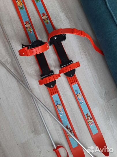 Лыжи и лыжные палки