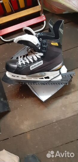 Хоккейные коньки bauer 43 размер