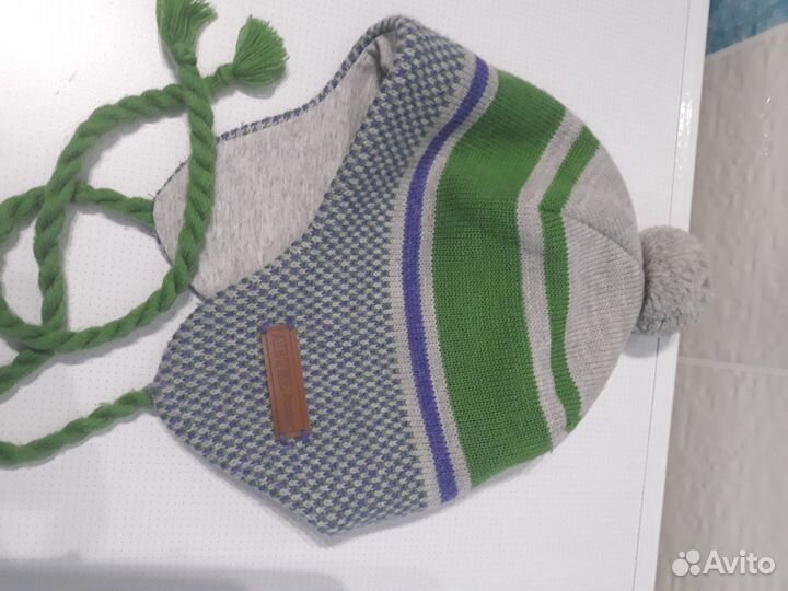 Шапка демисезон зима на 4-6 лет