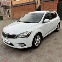 Kia Ceed 1.6 AT, 2011, 97 000 км, с пробегом, цена 1 200 000 руб.