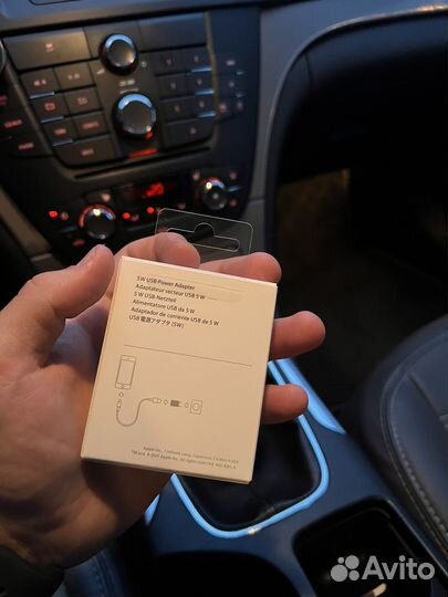 Оригинальный блок iPhone