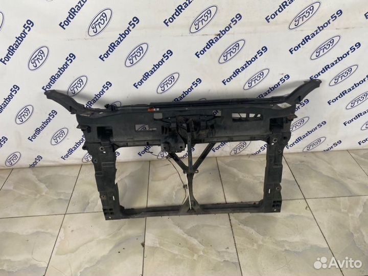 Панель передняя (телевизор) Mazda Mazda5 CR