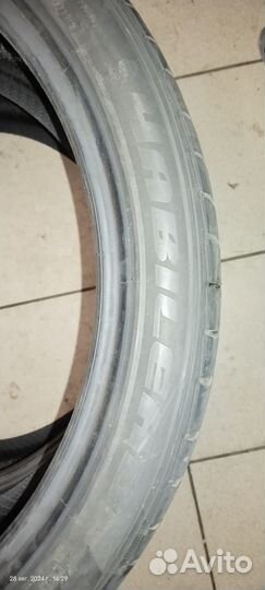 Habilead HF330 245/35 R19