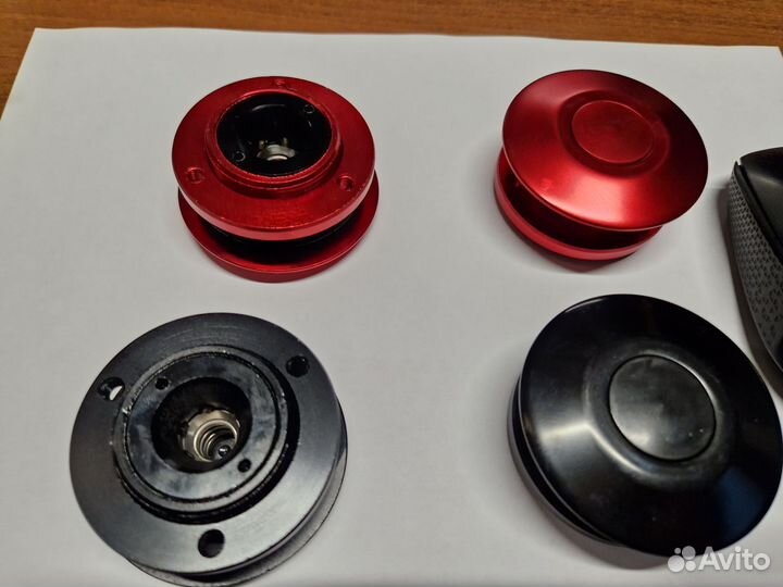 Замок капота универсальный кнопка