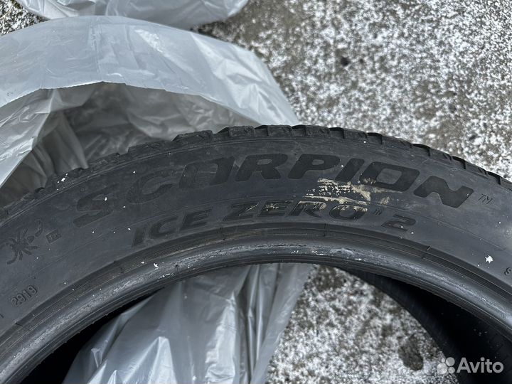 Pirelli Scorpion Ice Zero 2 275/45 R21