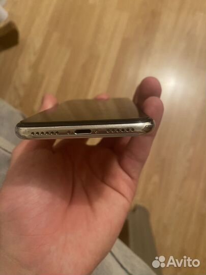iPhone X, 256 ГБ