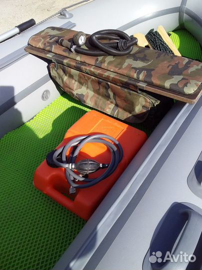 Лодка нд-нд 330 лайт