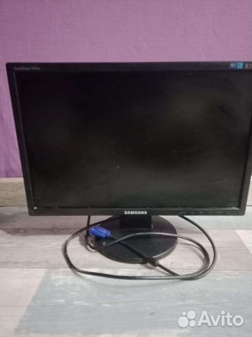 Монитор Samsung