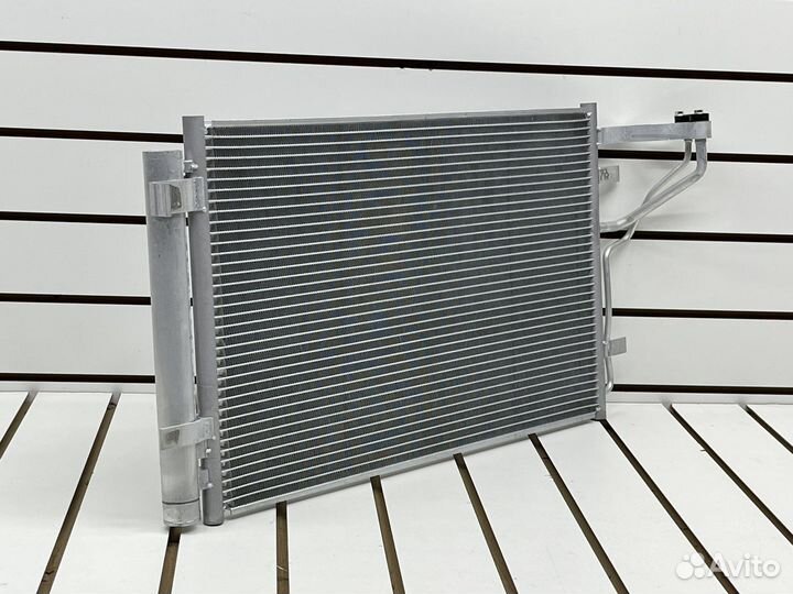 Радиатор кондиционера Kia Ceed 1 2006-2012