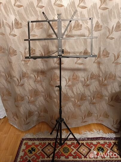 Подставка для нот Пюпитр