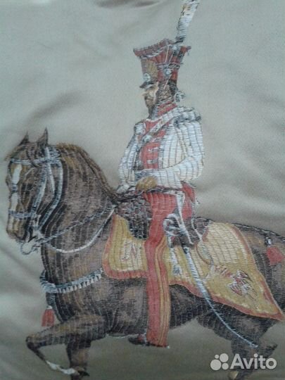 Подушка с вышивкой