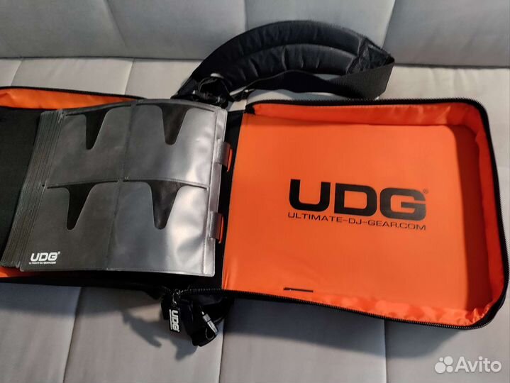 UDG Ultimate CD SlingBag Сумка для CD