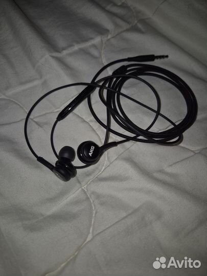 Наушники akg