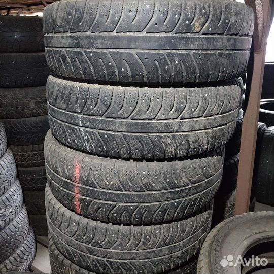 Bridgestone Ice Cruiser 7000 195/65 R15 91T