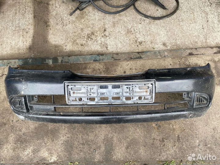 Бампер Nissan Primera p11