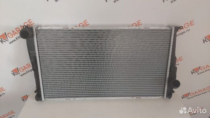 Радиатор BMW 1-Series 3-Series 2008-2013