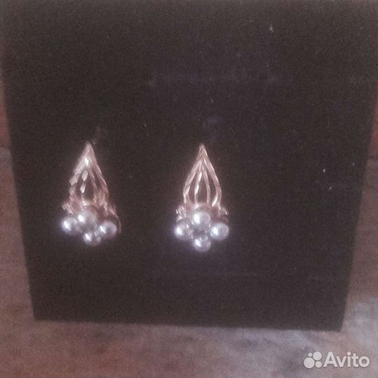 Золотые серьги