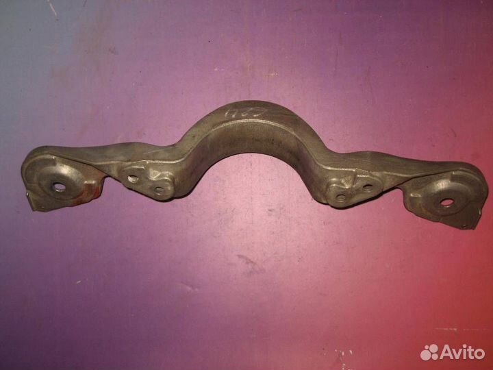 Кронштейн редуктора бмв Е46 заднего