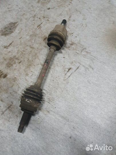 Привод, полуось передний левый Geely Emgrand Ec7