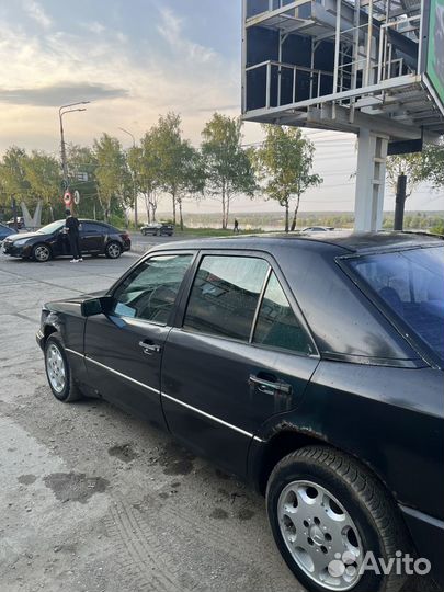 Mercedes-Benz W124 2.0 МТ, 1990, 300 000 км