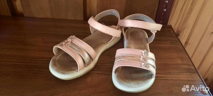 Босоножки для девочки