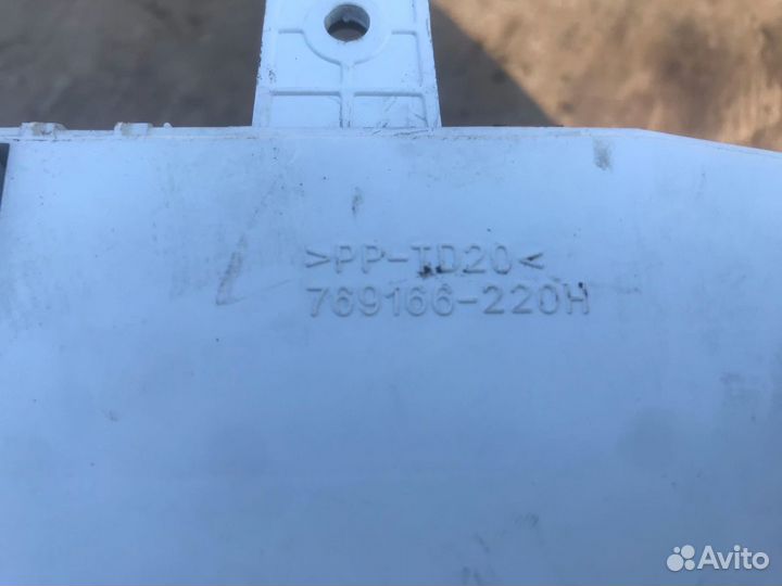 Приборная панель Mitsubishi Lancer 10 1.8 MT