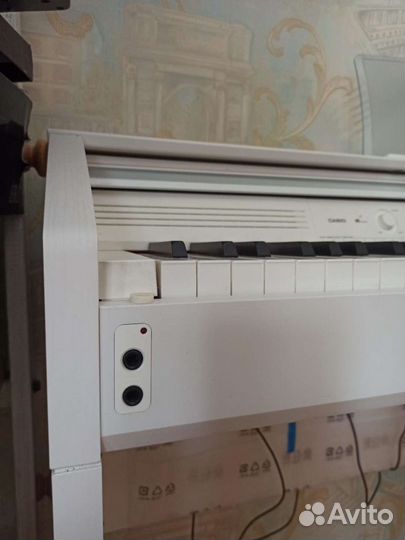 Электронное пианино Casio Privia PX-760 WE