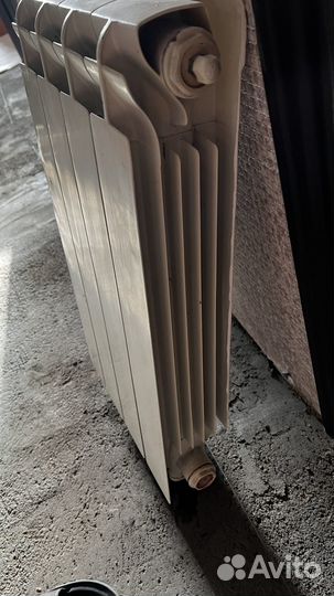 Радиатор отопления биметаллический